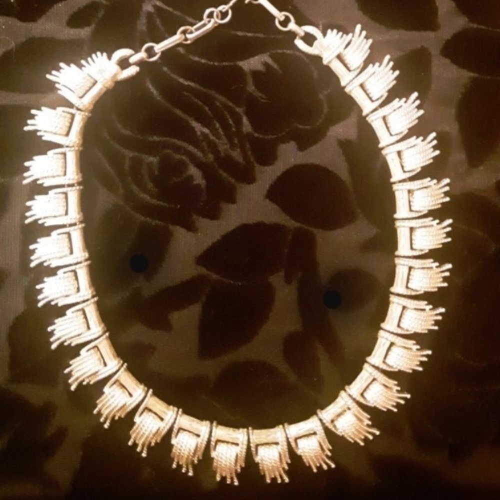 Coro Pegasus Silvertone Brutalist Choker Necklace J Hook c1950